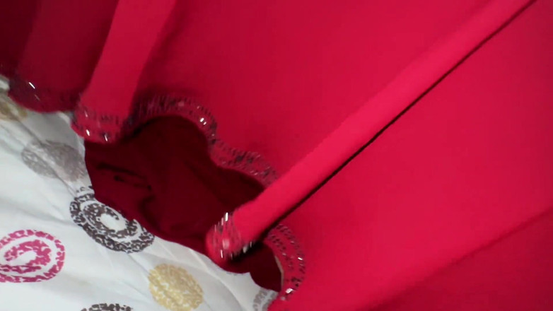 Aria Mia: Awek muslim panas Maghribi berumur 20 tahun yang berpantat besar sangat...