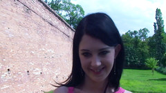 All Those Girlfriends: Lolly dançando e ficando nua ao ar livre