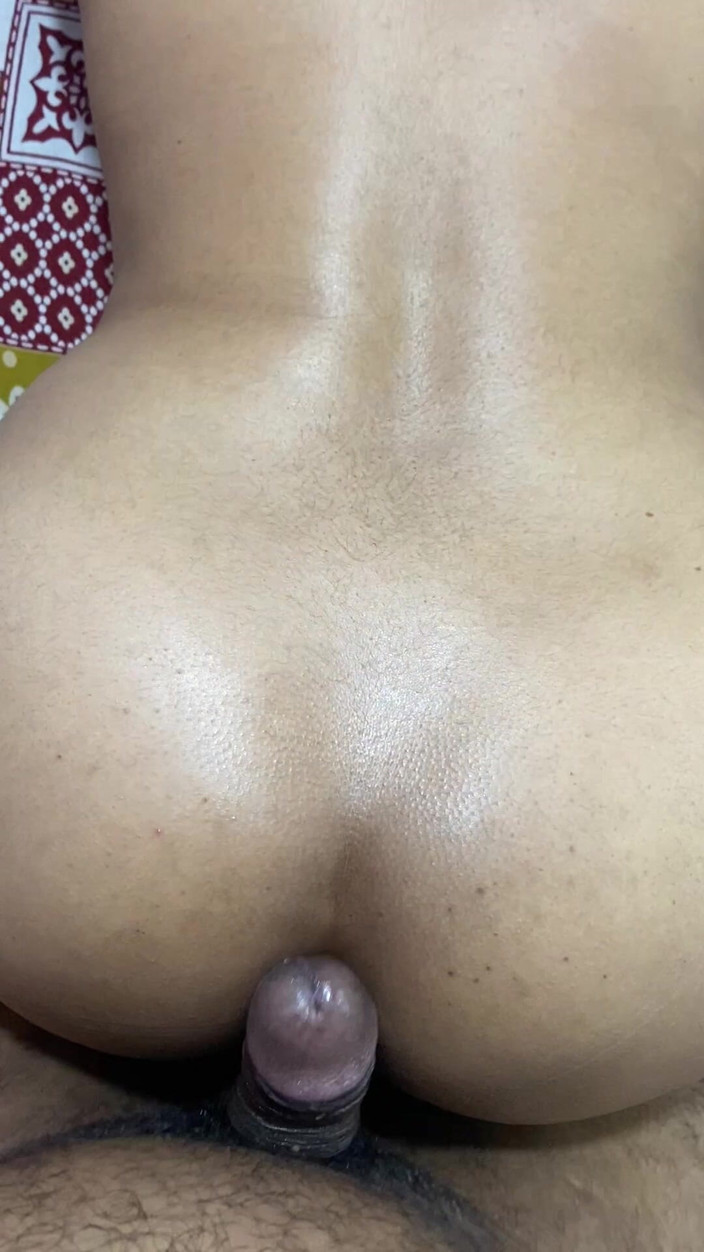 Sexy sonam studio: Soggiorno a pecorina con scopata anale