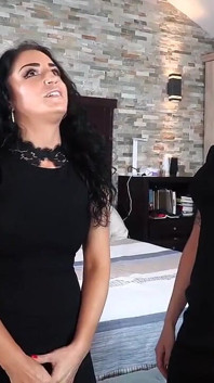 Pelacur pemakaman! Ini Cleo dan Reagan Lush!