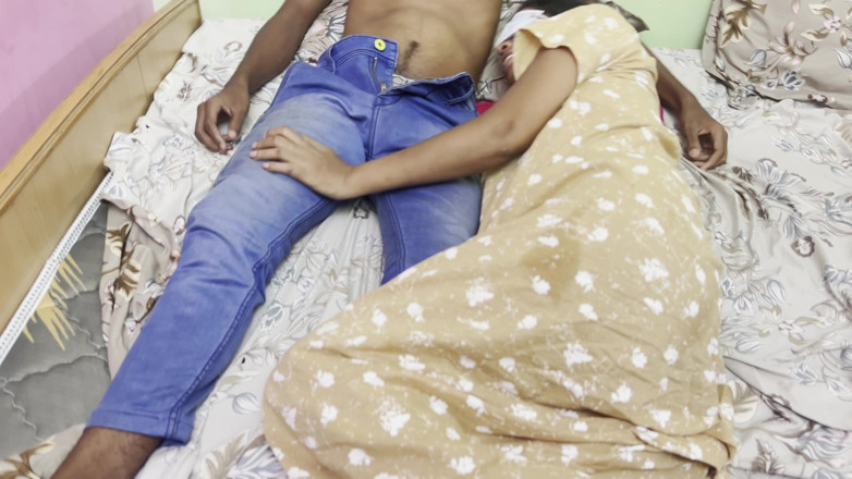 Benita sweety: Foursome Group Sex at Chennai New Year Party