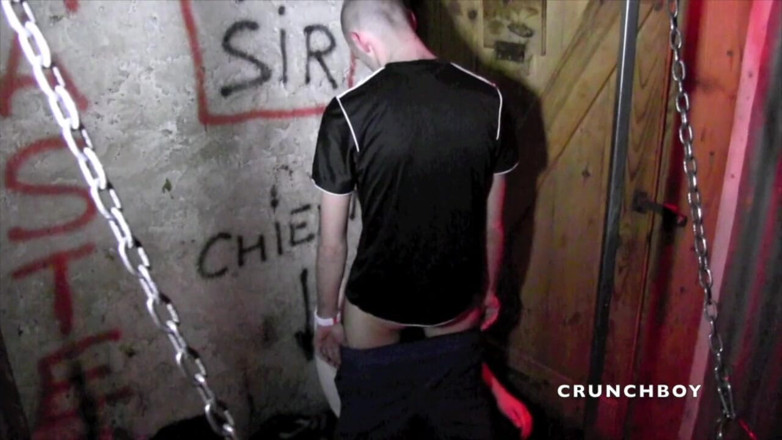 STRAIGHT BOY CURIOUS: Fabien se fait baiser par un jeune mec hétéro