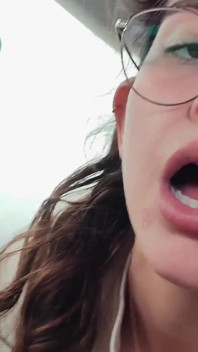 POV Blowjow Cum