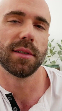肌肉发达的纹身丈夫danny Steele用手指和你做爱 第一人称视角 - 我的第一人称视角男友 - fpov 虚拟性爱