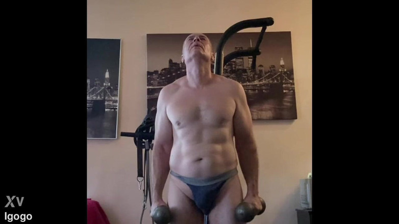 Alex Igogo: 필름555543