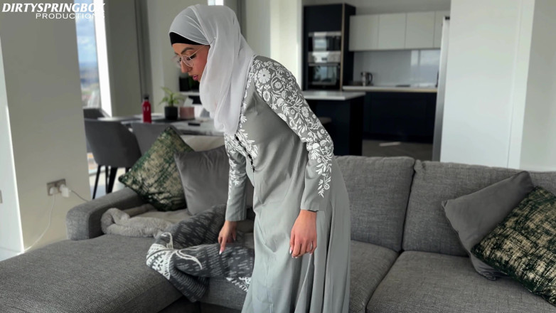 Aaliyah Yasin: Innocent Maid Aaliyah Yasin Discovers Sex Toys