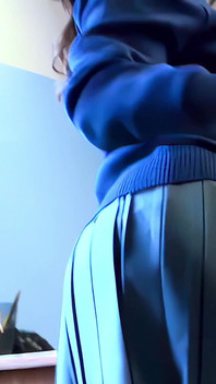 Carla Brown ile akıllıca giyinmiş