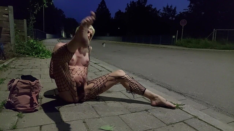 sweetfeet29: सुबह और cought में नग्न हो जाओ