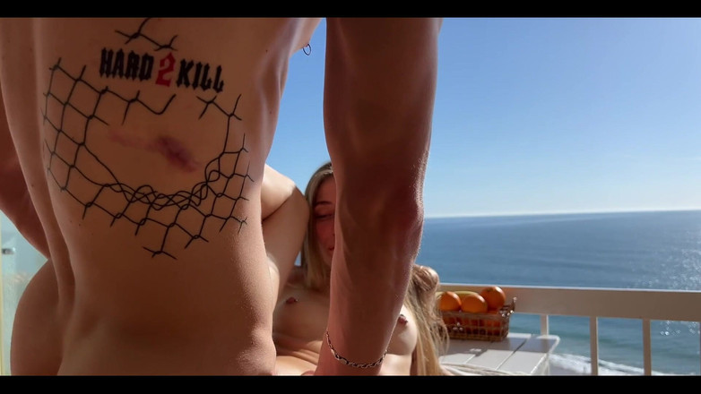 Bunny Rabbits: 我从他的轻巧手指获得了高潮