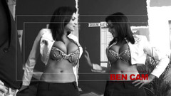 Foxy Desire: 캣 리와 Kit Lee는 소녀들을 따먹고 있습니다.