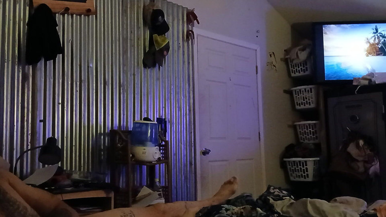 Skybay: Skye Baye используют введение в медленном любительском видео Anisleigh Williams