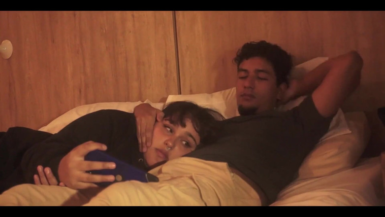 FANTASIAHARDCORESEX: Aku nonton film sama sahabatku dan aku masukin penisku ke...