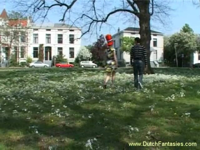 Dutch Fantasies: Com tesão spex milf chupa e fode pau duro