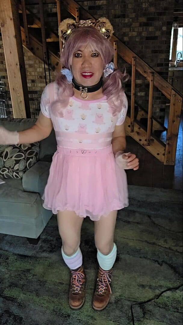 JessicaLynn15: Little Tranny Showoff