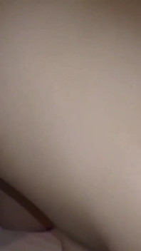 Elegant 35-årig gift skönhet avslöjar en hemlig passion som väcker alla sinnen i en exklusiv utställning