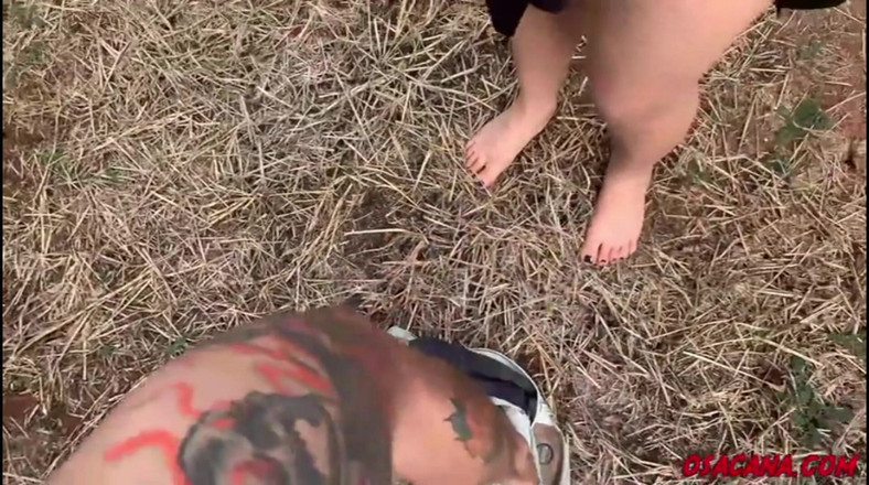 Amateur world: 美丽的年轻女孩在咖啡种植园里乱搞