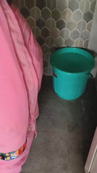 Surpresa da meia-irmã no chuveiro fica quente, meio-irmão grava e fode seu viral Xvideo