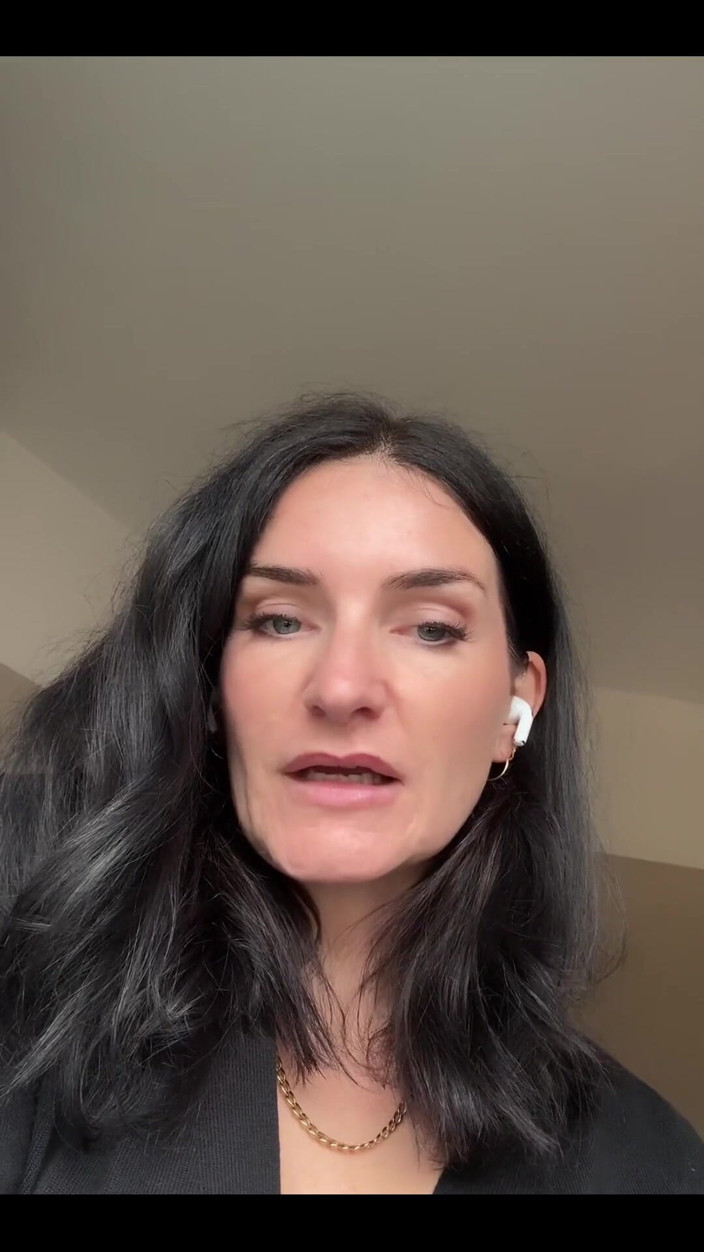 Adreena Winters: Податковий час із маленьким членом