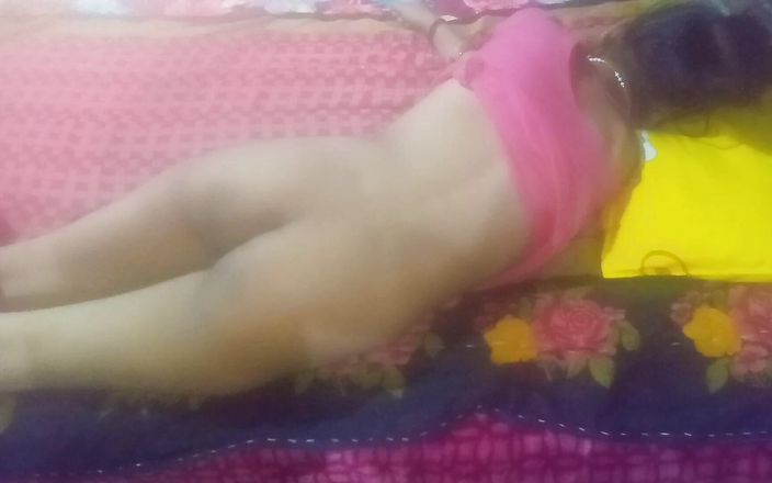 Priya Sena: 性感人妻Ki Chudai视频