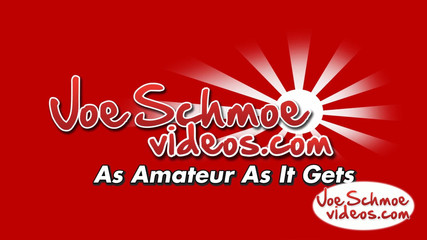 Joe Schmoe: Une fontaine à sperme de Brian non coupé