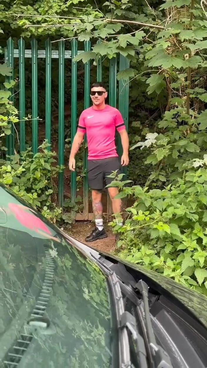 Gay naughty welsh: Flip Fucking with My Horny Working Tradie Mate in Back...