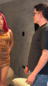 Ho Un Threesome Con La Mia Migliore Amica E La Sua Ragazza! Adoravo Come Scopava