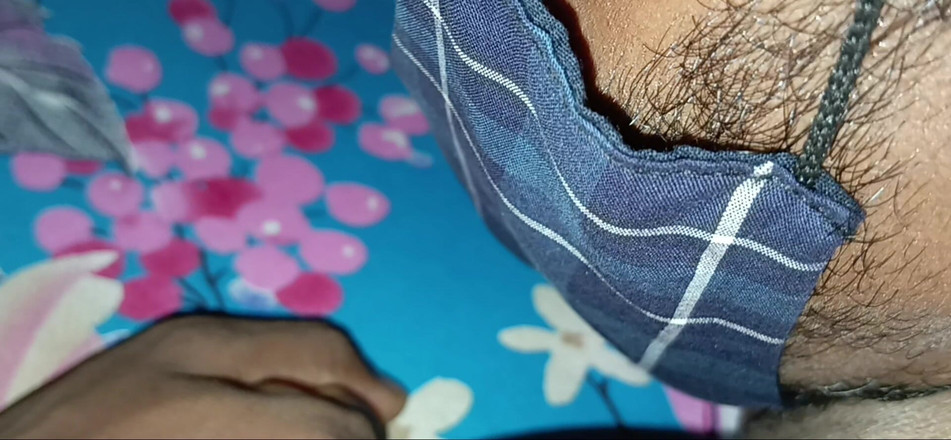 Mimxxx01: Desi bhabhi menyetubuhi kontol besar dalam posisi seks baru