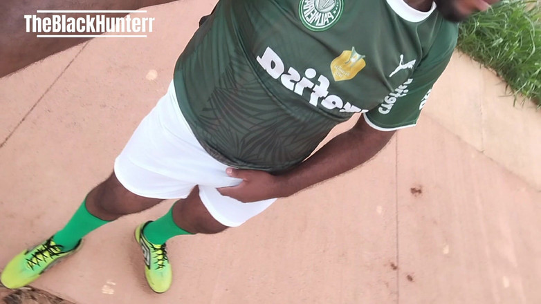 TheBlacKHunterr: खेल के बाद मेरे कपड़े में सड़क पर