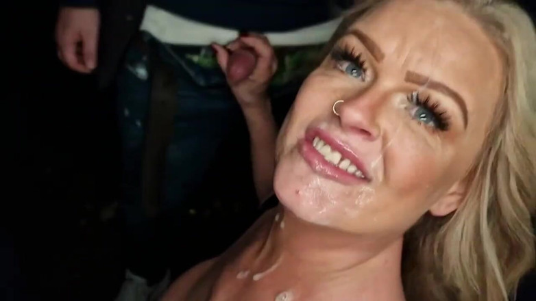 Creampie Clinic: Teściowa Nikki Carpark Suckoff Maseczki