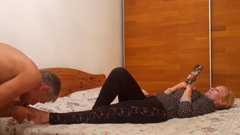 Selena701: Esposa Loira Madura Gosta De Sexo Meio Nua