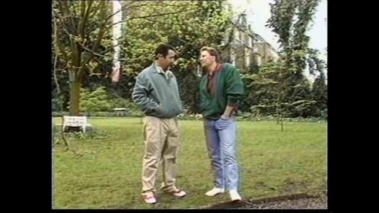 MUSCHI TV - our best full movie: Zlobivé děvky berou každého ptáka, který najdou 