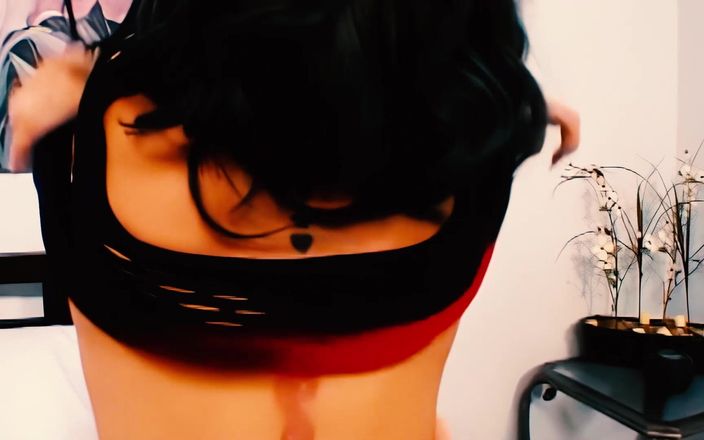 BestPorn85: Anell ha un culo molto grosso