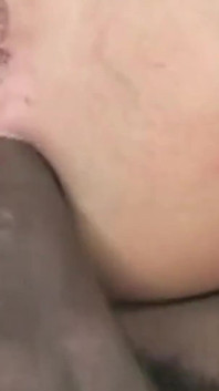 Pantat cewek nakal rambut pirang dengan stoking seksi ini dientot habis-habisan sampai matanya merem melek