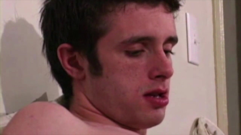 GAY VINTAGE PORN: Suck his best friend like a morning routine