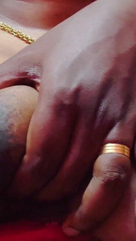 Homely Aunty Seduced Her Boyfriend With Her Boobs