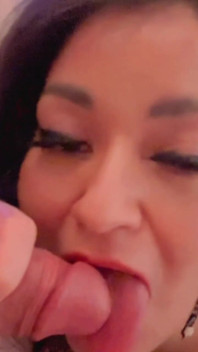 Sucking Stepdaddy’s Dick