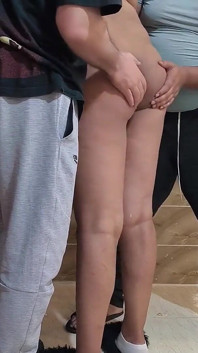 Cô vợ Ả Rập cuckold chia sẻ đụ vợ tôi