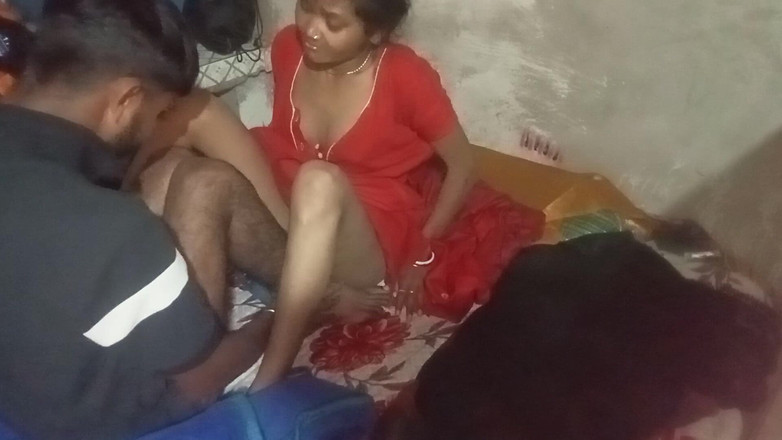 Nisha Kumari: Индийский жена жена наслаждается трахом