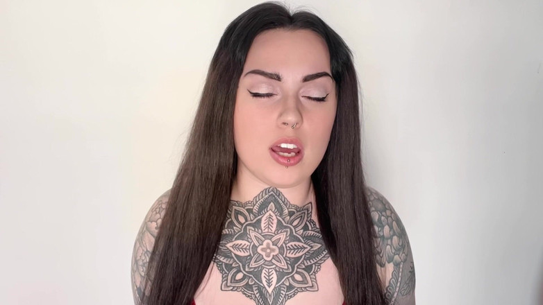 Miss Valentina: 나를 위해 여친을 덤프해