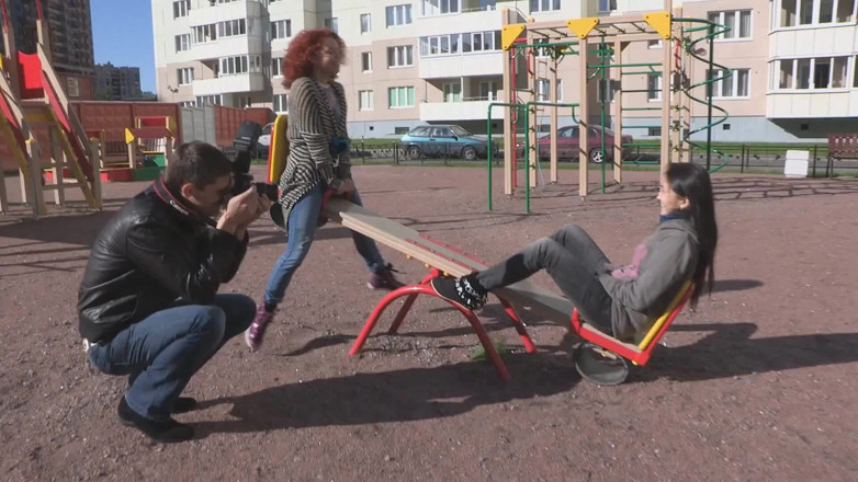 Young Sex Parties: Учотирьох із рудою та азіатськими тінками