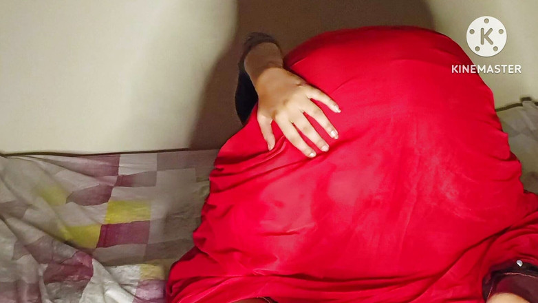 Priya roy: Gros cul, la belle desi laal Saari la bhabhi baise...