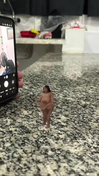 Shrunken di una bbw mondo gigante fantasia