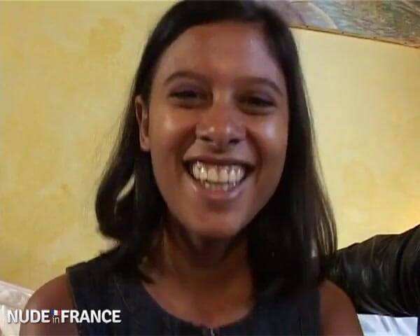 La France a Poil: Casting couch of a very pretty young tanned slut getting...