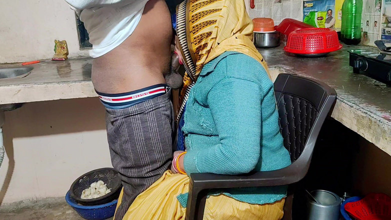 Annu bhabhi: Дезі бхабхі відтрахана в дупу