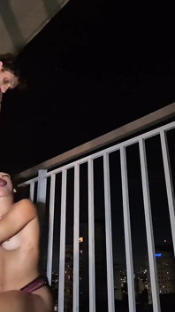 Deepthroating in My Neighbor