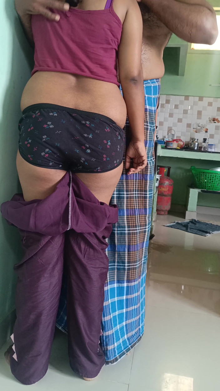 Laxi ammu: Naughty Foreplay