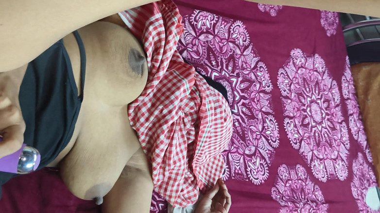 Hot Nisha bhabhi: Première sodomie avec son copain