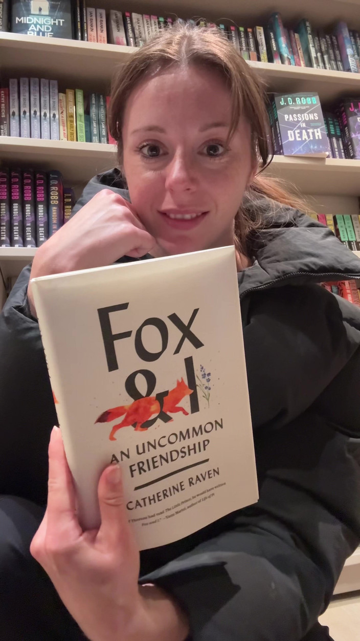 Nadia Foxx: Cumpărături pentru cărți cu vibratorul meu in! Să sperăm că...