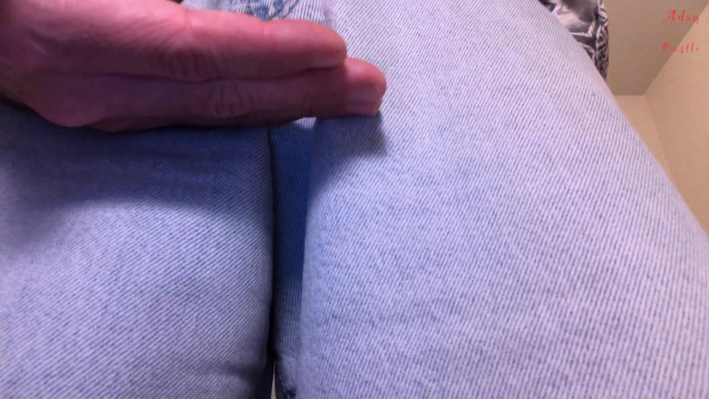 Adam Castle Solo: 每当我打砰砰时，你都退缩了