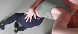 MissAnja_FH: 穿着瑜伽裤的娇小紧屁股